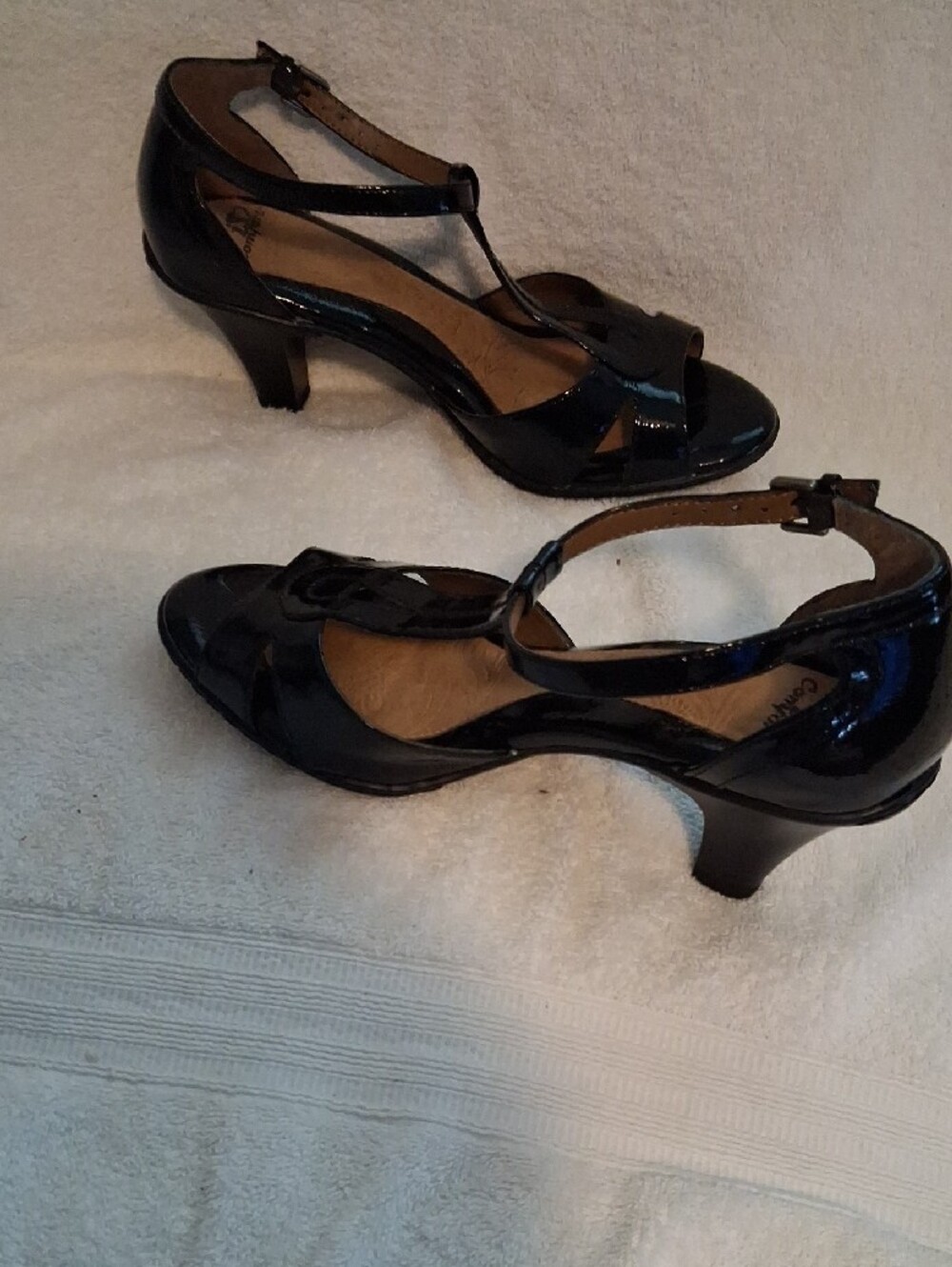 Comfortiva Black Patent T-Strap Platform Heels - Picture 7 of 9